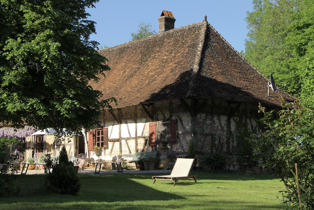Bed and Breakfast La Ferme de Marie Eugénie Bruailles Exterior foto