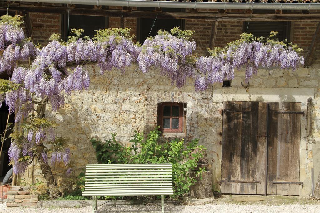Bed and Breakfast La Ferme de Marie Eugénie Bruailles Exterior foto