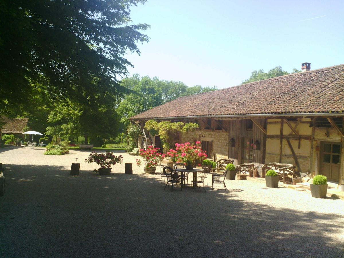 Bed and Breakfast La Ferme de Marie Eugénie Bruailles Exterior foto